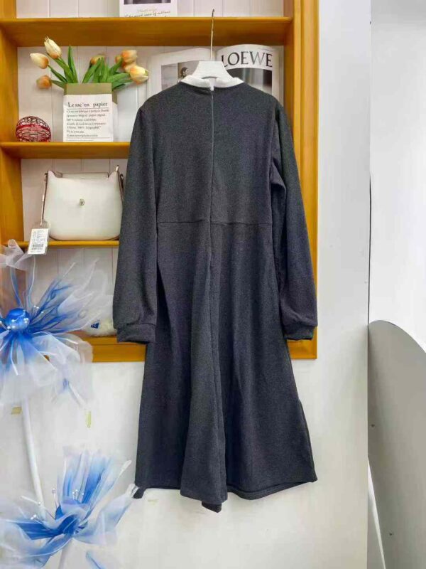 微信图片_20260228213718_7723_60 Elegant Women's Midi Dress - Timeless Design for Office & Evening Wear